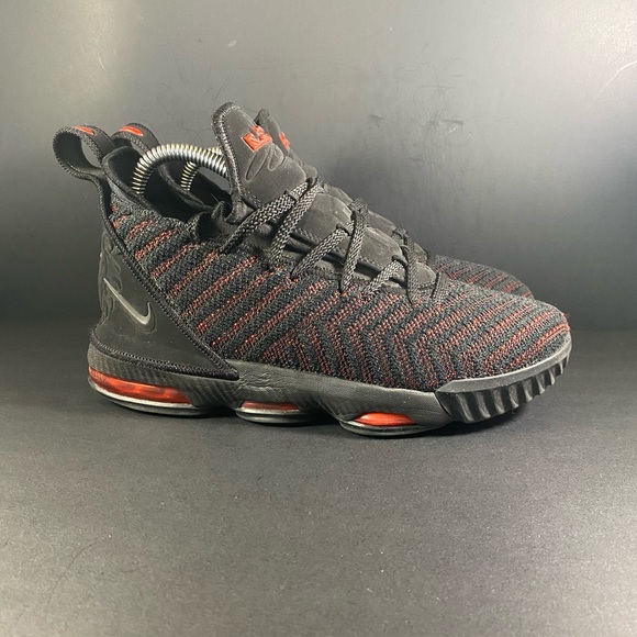 nike lebron xvi low
